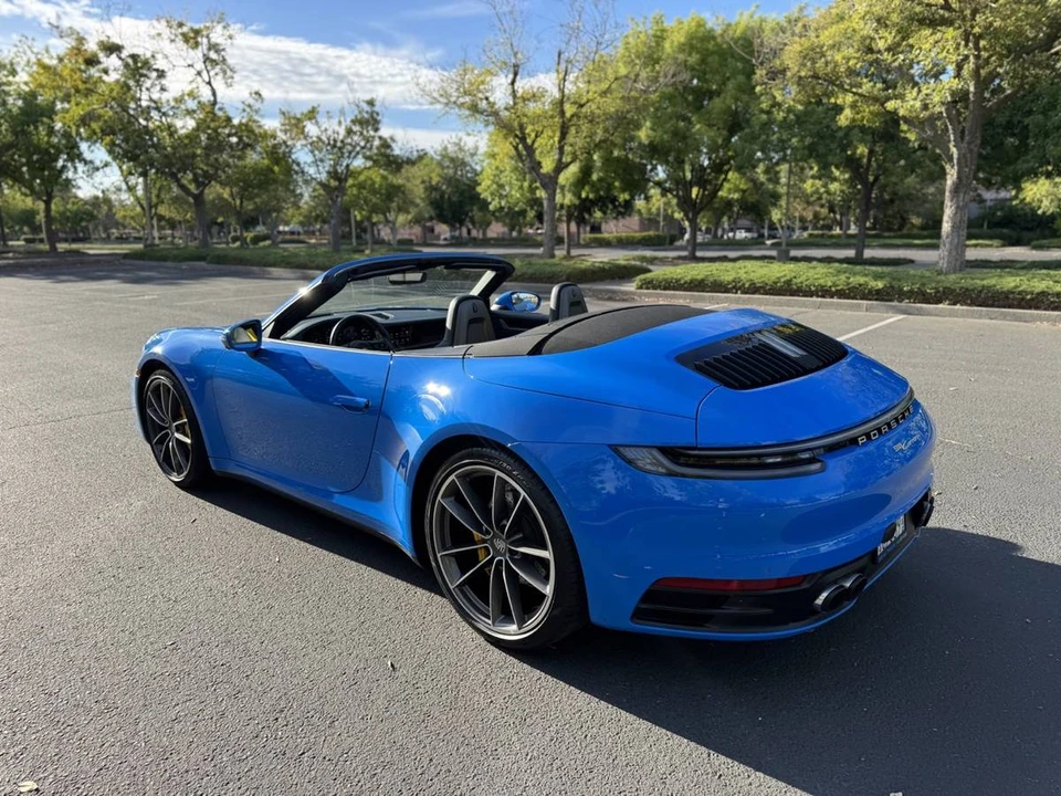 2022 Porsche 992 Carrera - Image 11 of 21