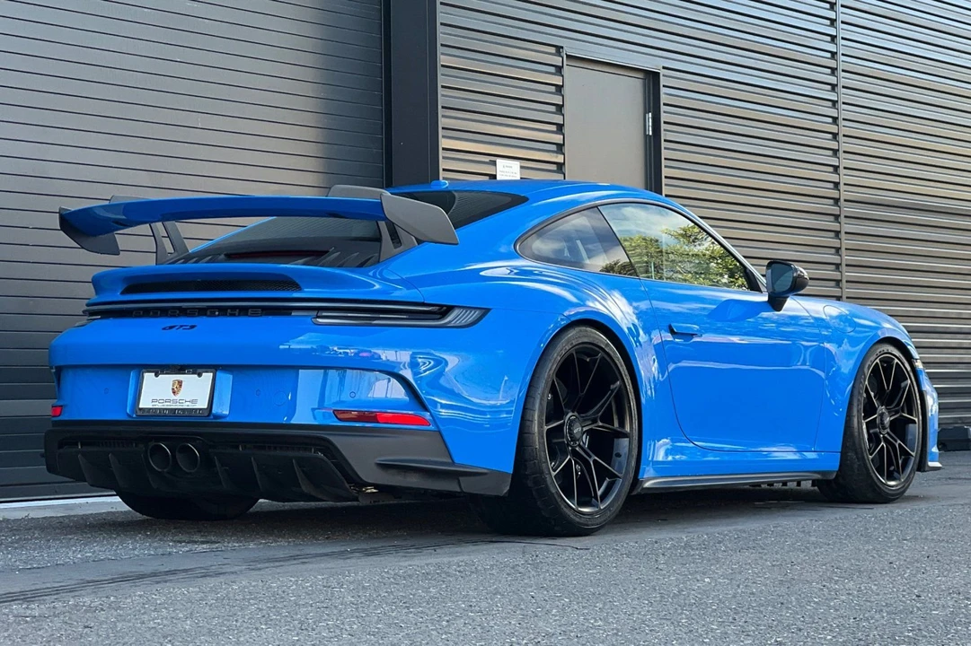 2022 Porsche 992 GT3 - Image 9 of 18
