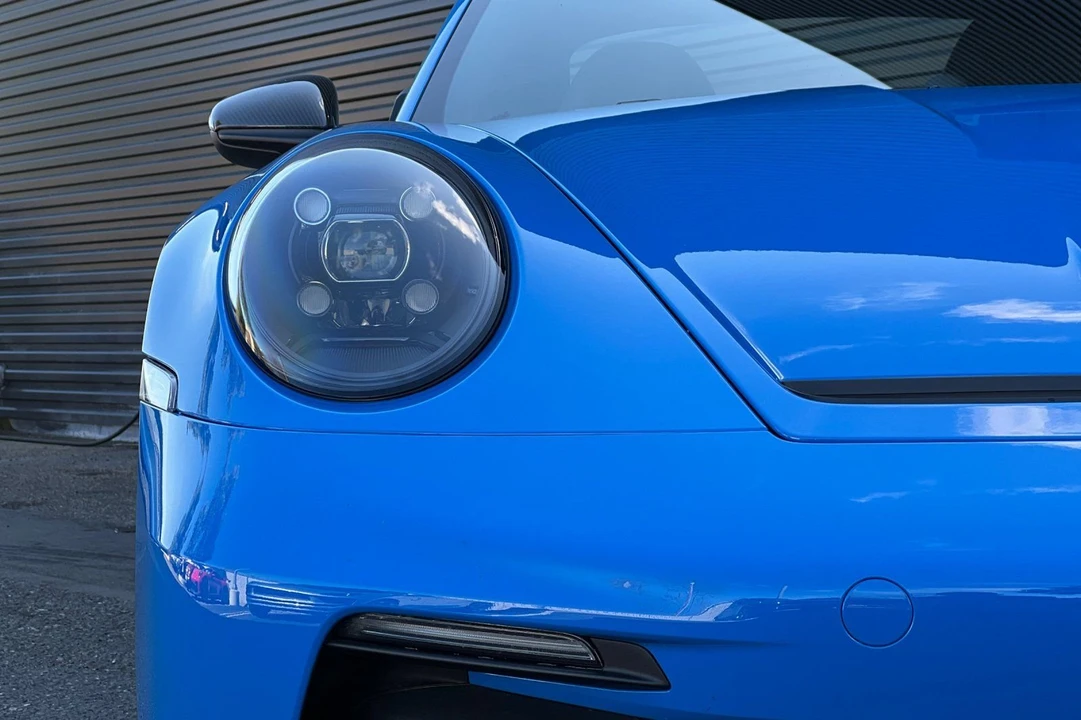 2022 Porsche 992 GT3 - Image 15 of 18