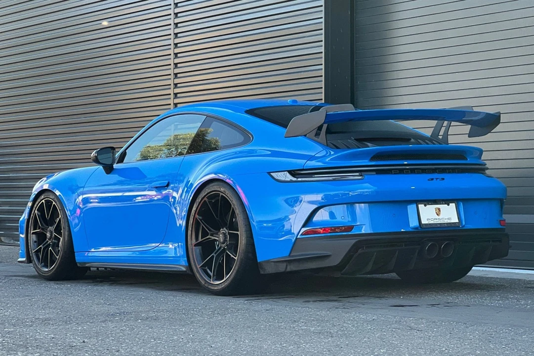 2022 Porsche 992 GT3 - Image 8 of 18