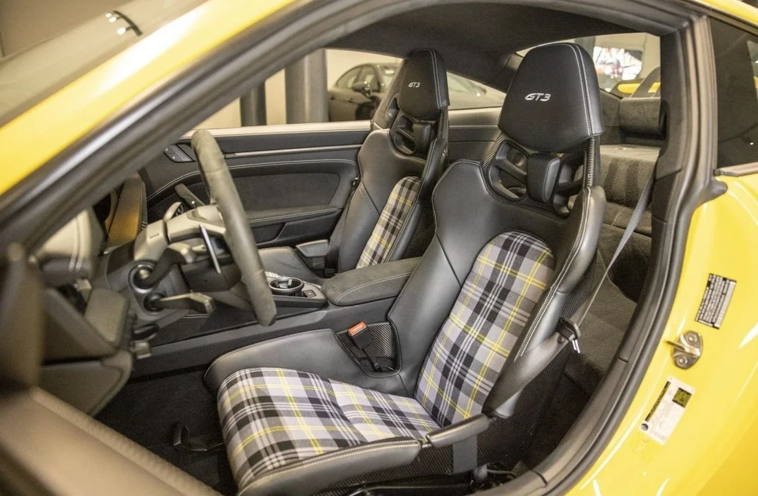 2022 Porsche 992 GT3 - Image 7 of 9