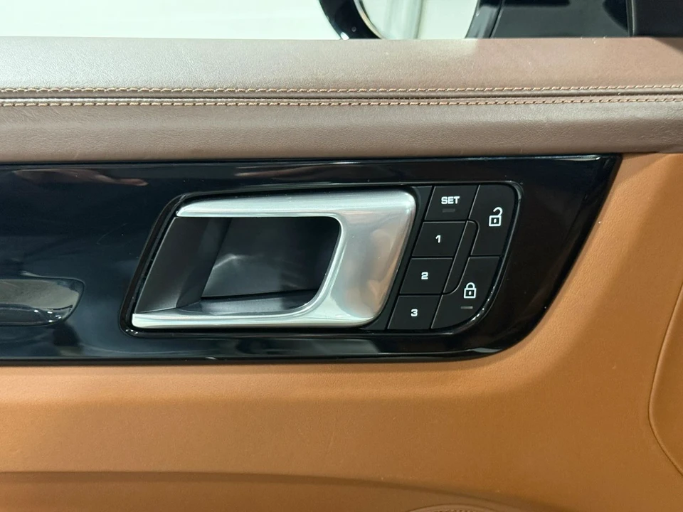 2022 Porsche 9Y0/9Y3 Cayenne - Image 13 of 31