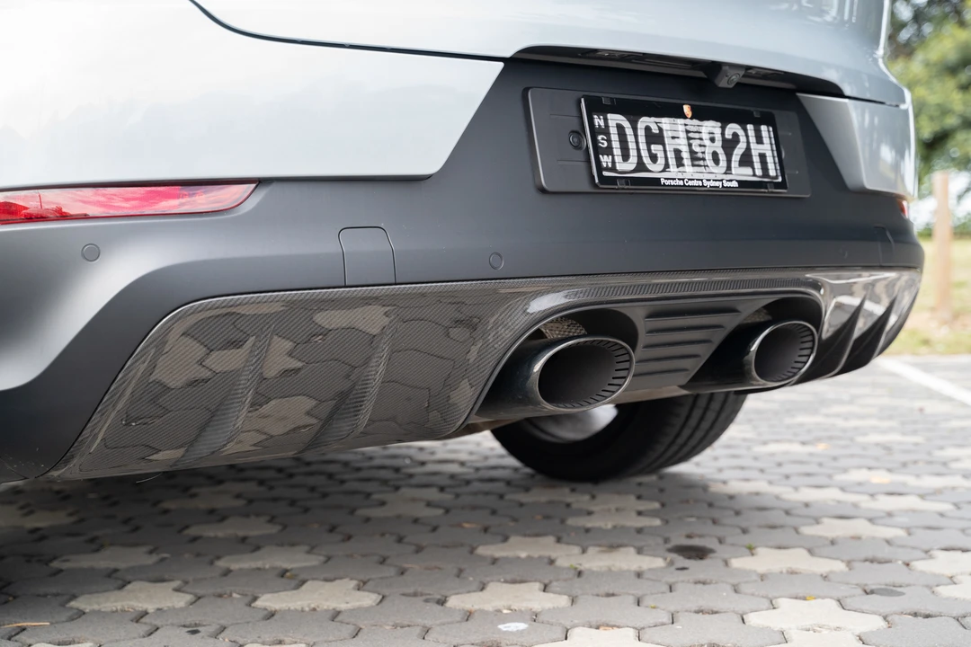 2022 Porsche 9Y0/9Y3 Cayenne GTS - Image 27 of 31