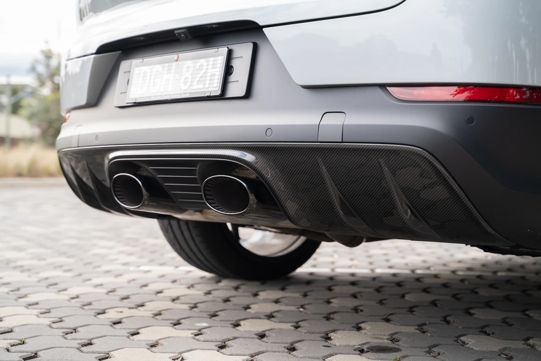 2022 Porsche 9Y0/9Y3 Cayenne GTS - Image 28 of 31