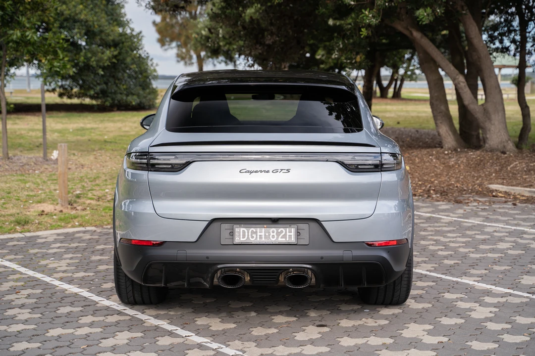 2022 Porsche 9Y0/9Y3 Cayenne GTS - Image 15 of 31