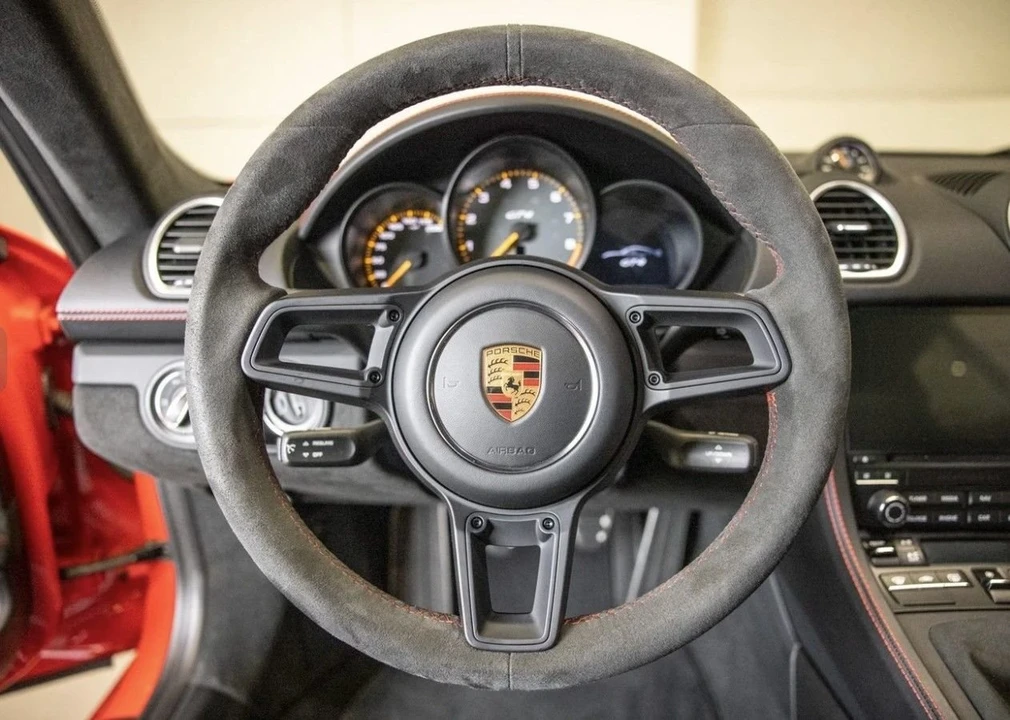 2022 Porsche 718 Cayman GT4 - Image 8 of 8