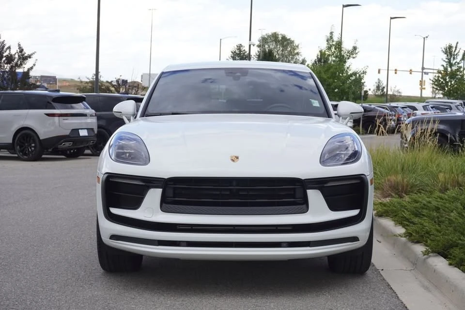 2022 Porsche Macan - Image 3 of 20