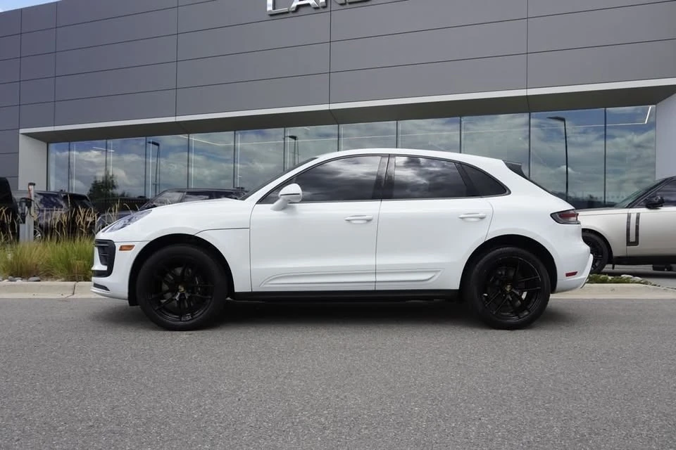 2022 Porsche Macan - Image 6 of 20