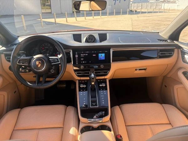2022 Porsche Macan GTS - Image 13 of 21