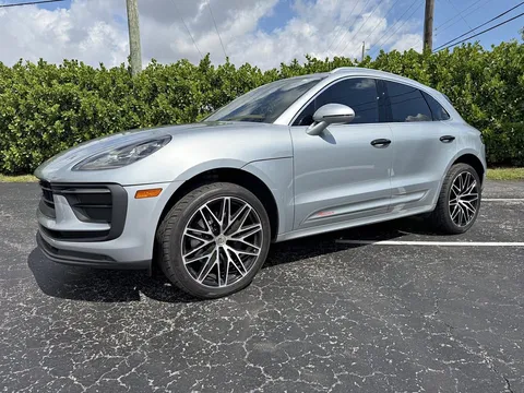 2022 Porsche Macan