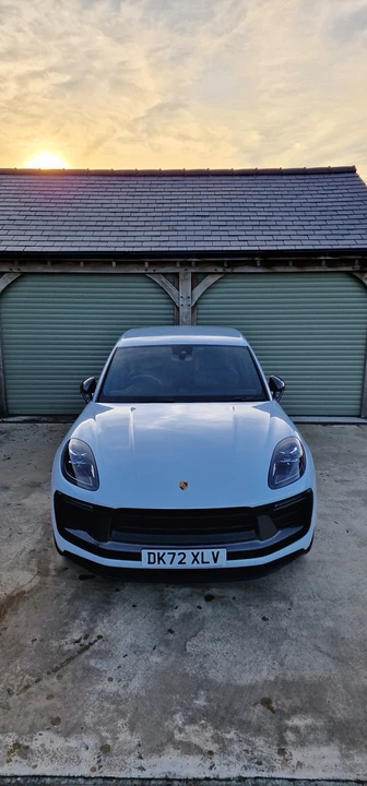 2022 Porsche Macan T - Image 20 of 31
