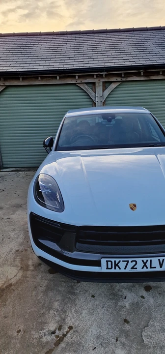 2022 Porsche Macan T - Image 22 of 31