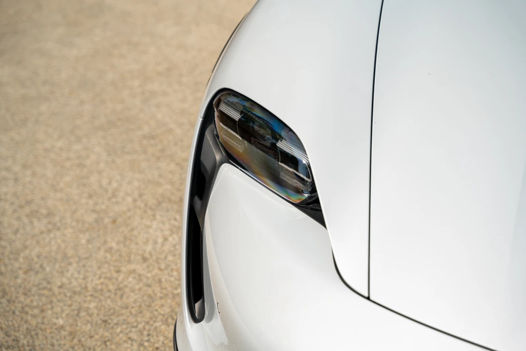 2022 Porsche Taycan 4S - Image 23 of 31