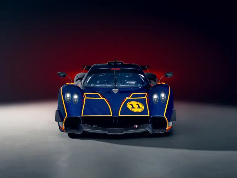 2022 Pagani Huayra - Image 6 of 26