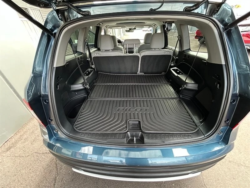 2022 Honda Pilot 3rd Gen - Image 20 of 21