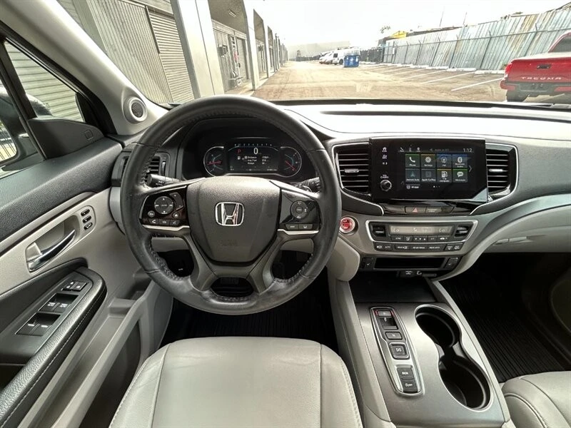 2022 Honda Pilot 3rd Gen - Image 14 of 21