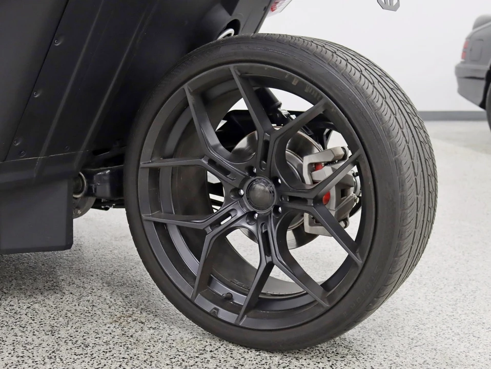 2022 Polaris Slingshot - Image 11 of 12