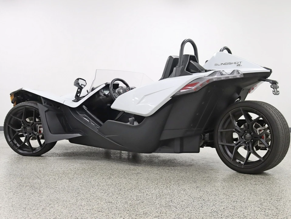 2022 Polaris Slingshot - Image 7 of 12