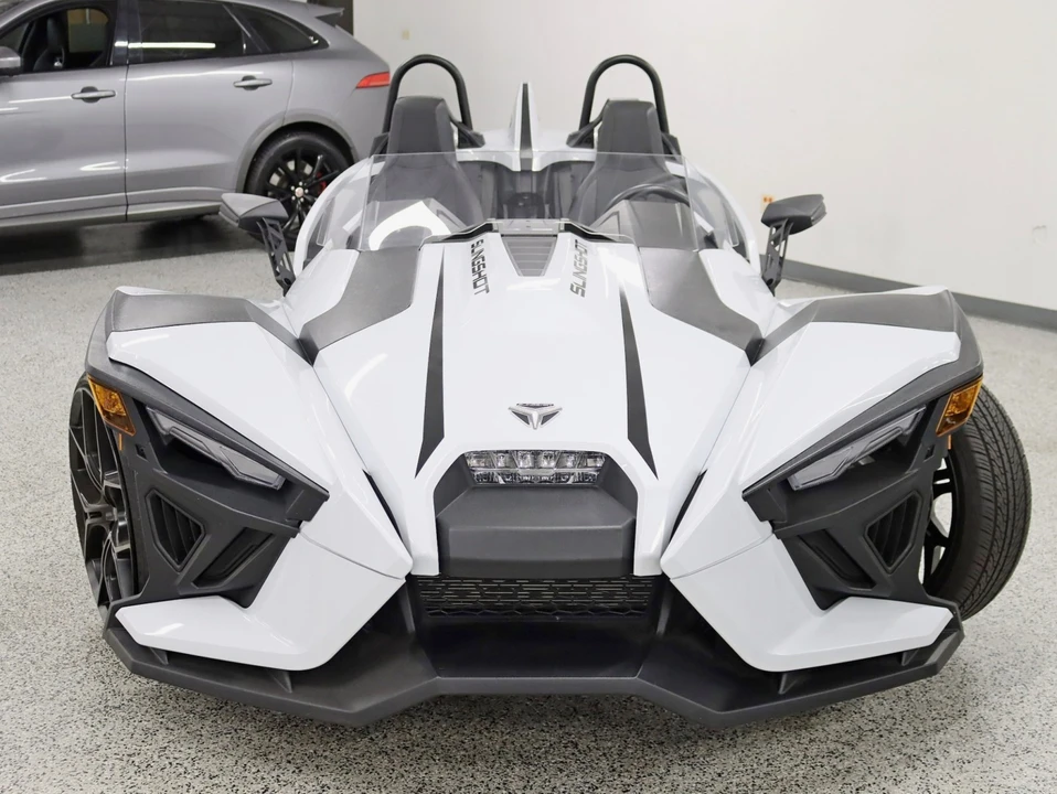 2022 Polaris Slingshot - Image 6 of 12