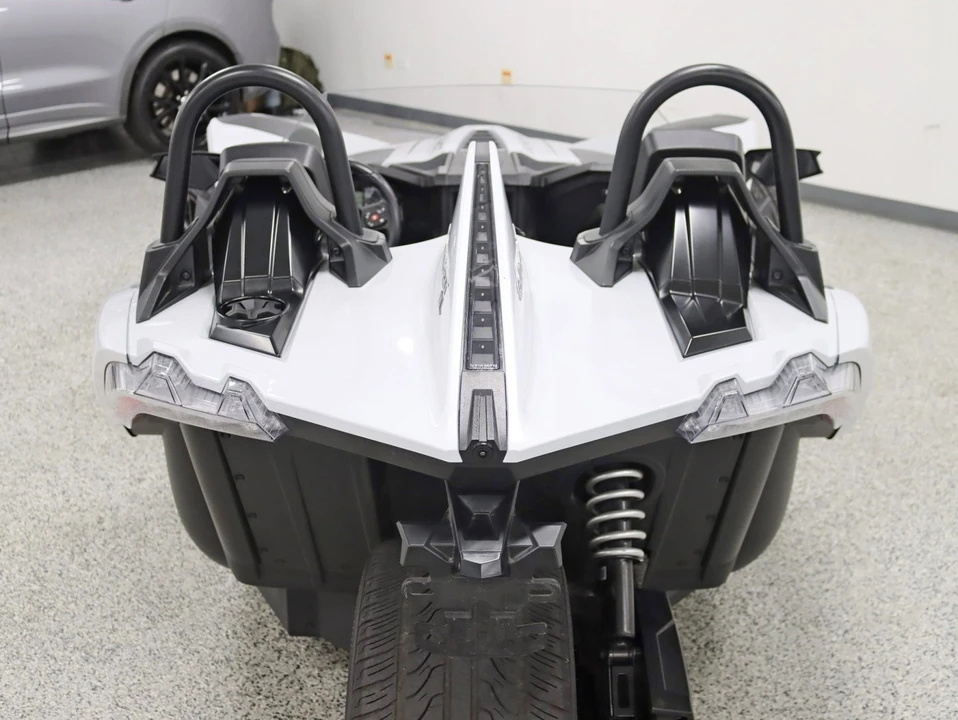2022 Polaris Slingshot - Image 12 of 12