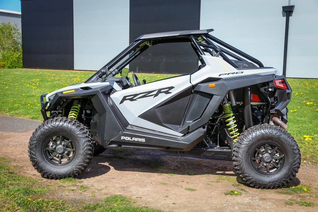 2022 Polaris - Image 4 of 31
