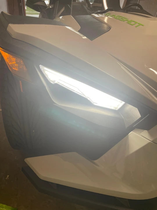 2022 Polaris Slingshot - Image 23 of 31