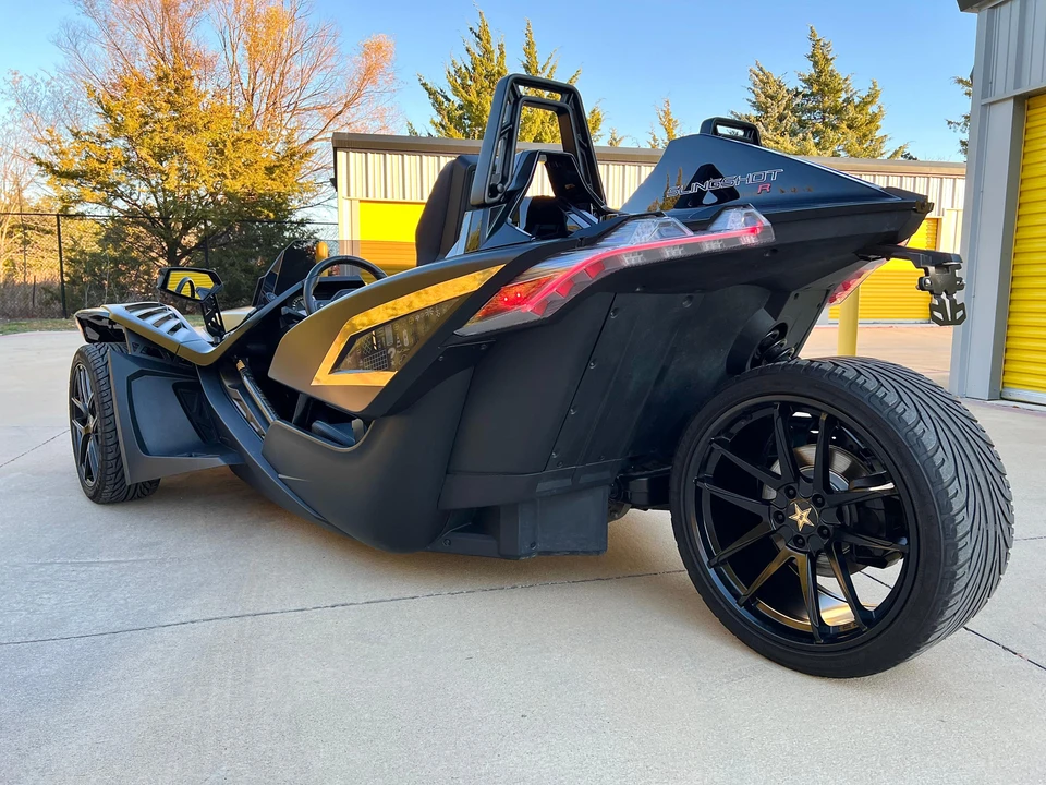 2022 Polaris Slingshot - Image 21 of 31