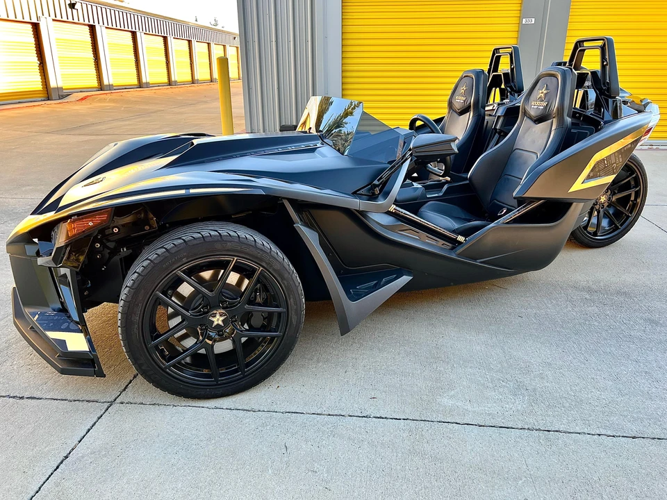 2022 Polaris Slingshot - Image 18 of 31