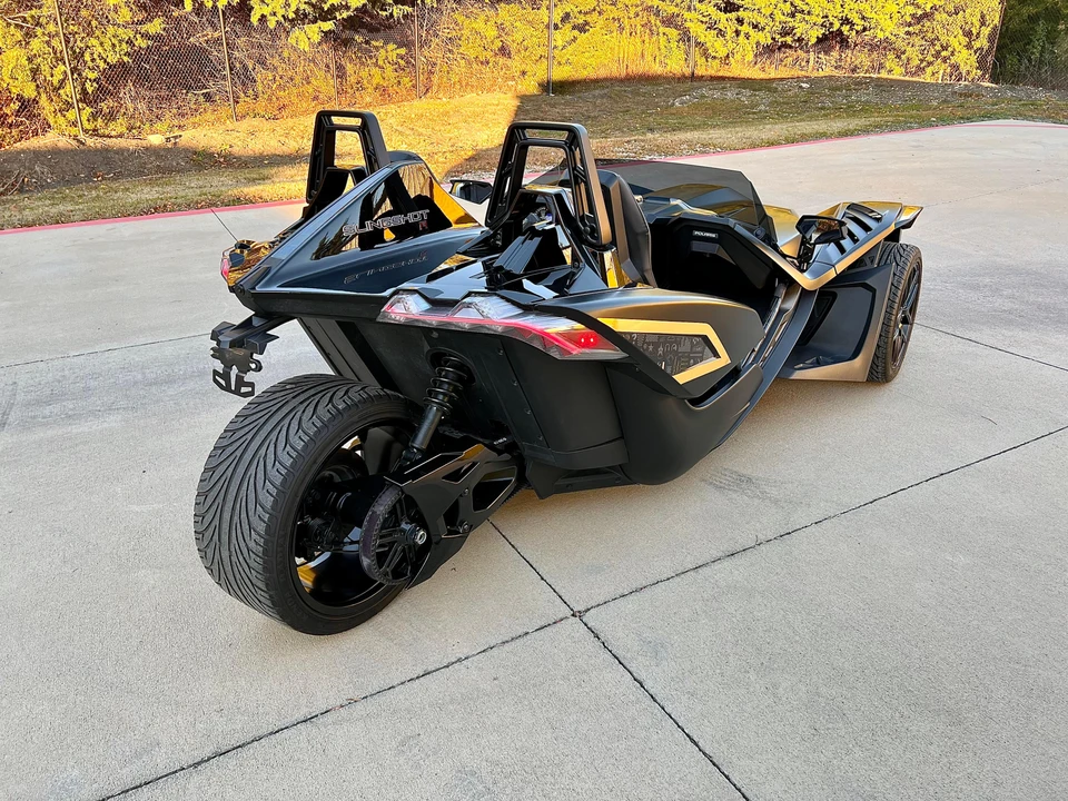 2022 Polaris Slingshot - Image 28 of 31