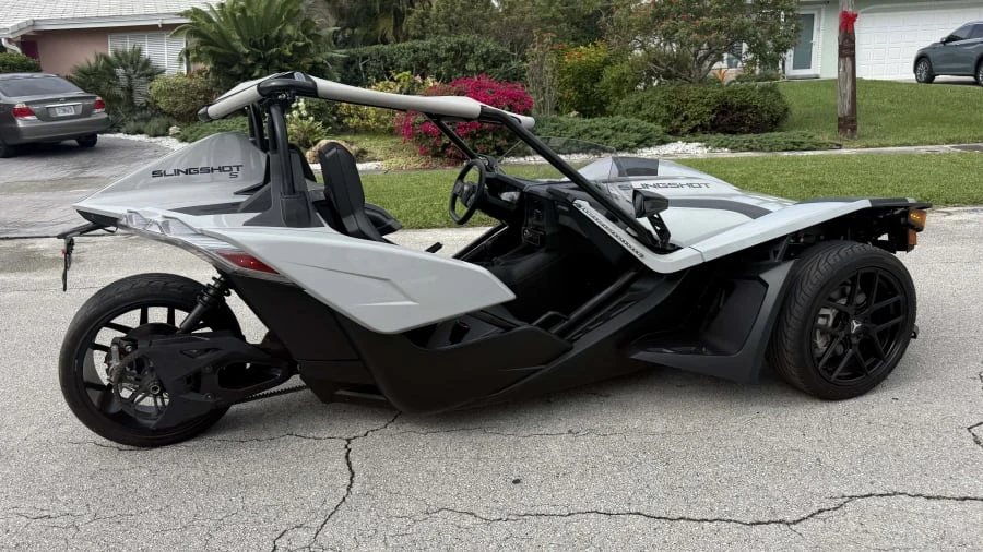 2022 Polaris Slingshot - Image 2 of 7