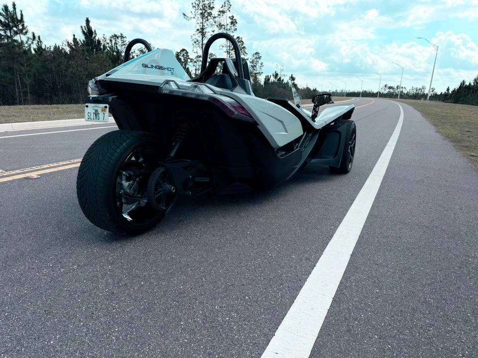 2022 Polaris Slingshot - Image 14 of 31