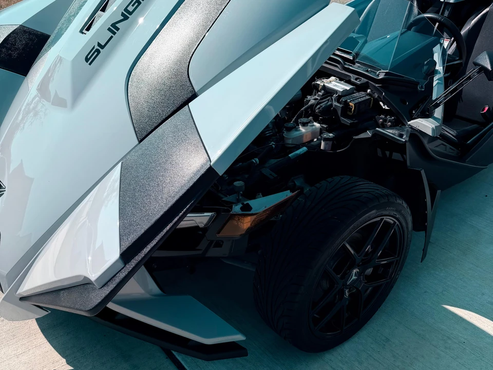 2022 Polaris Slingshot - Image 26 of 31