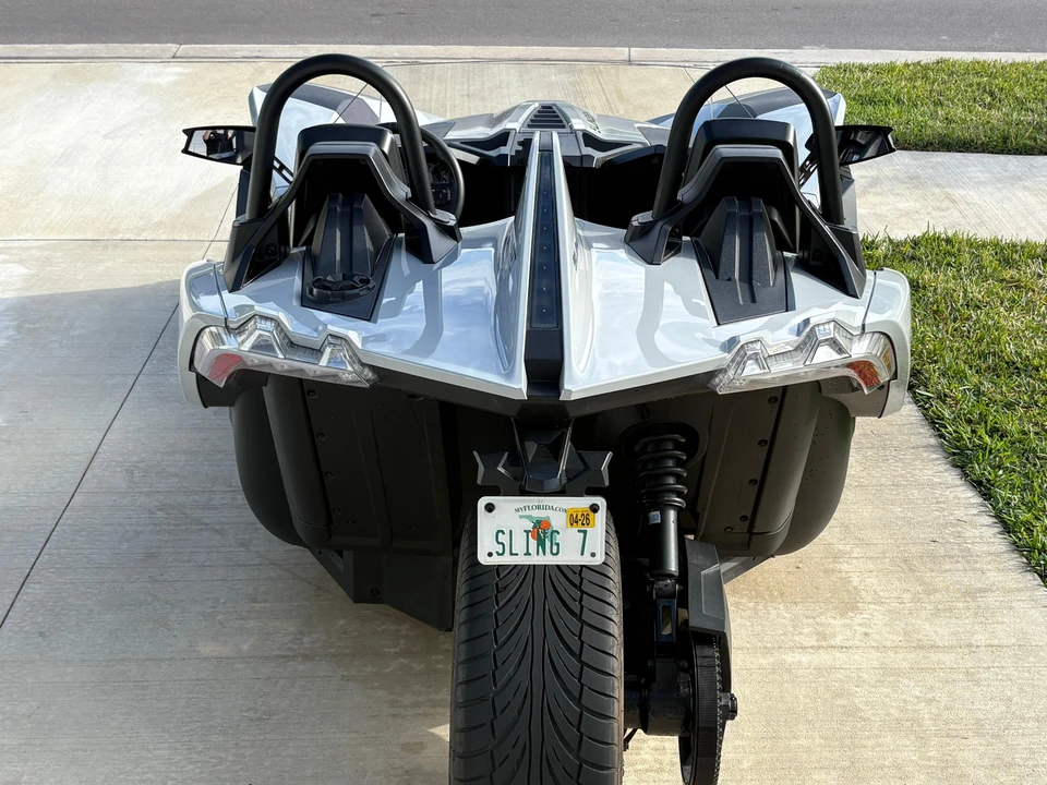 2022 Polaris Slingshot - Image 10 of 31