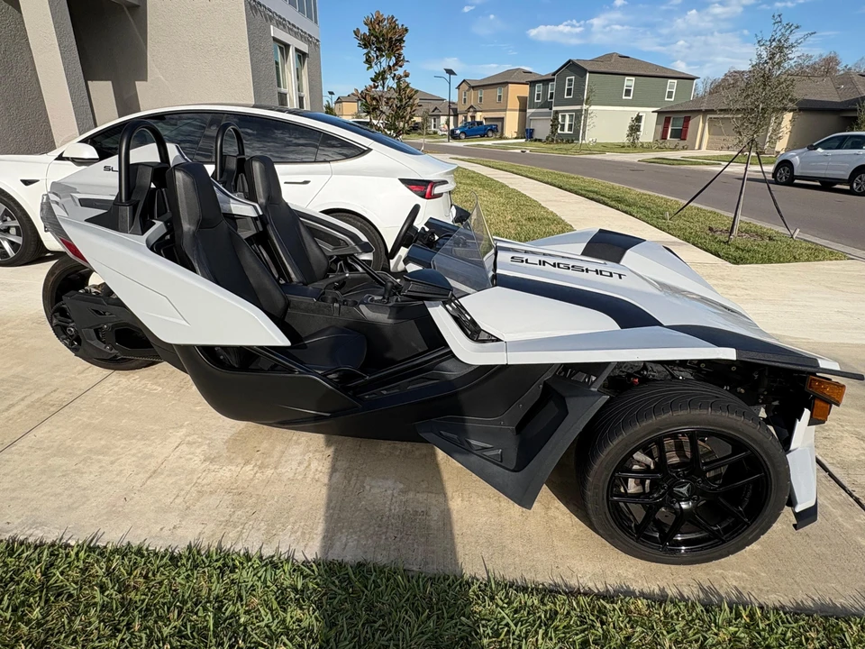 2022 Polaris Slingshot - Image 15 of 31