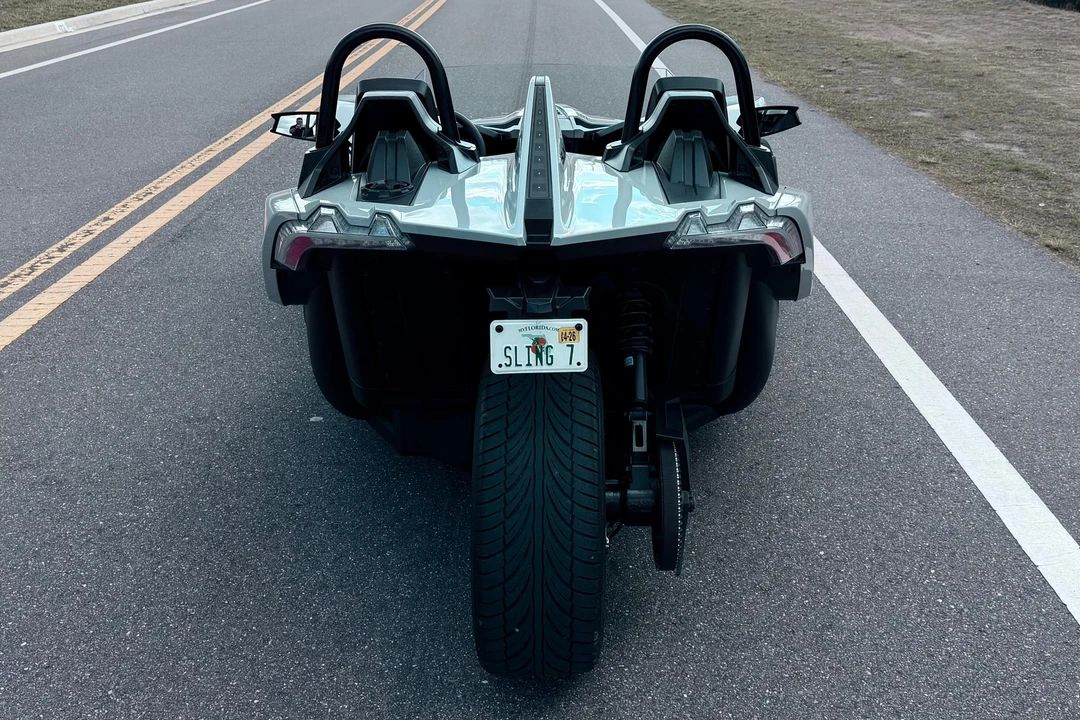 2022 Polaris Slingshot - Image 5 of 31