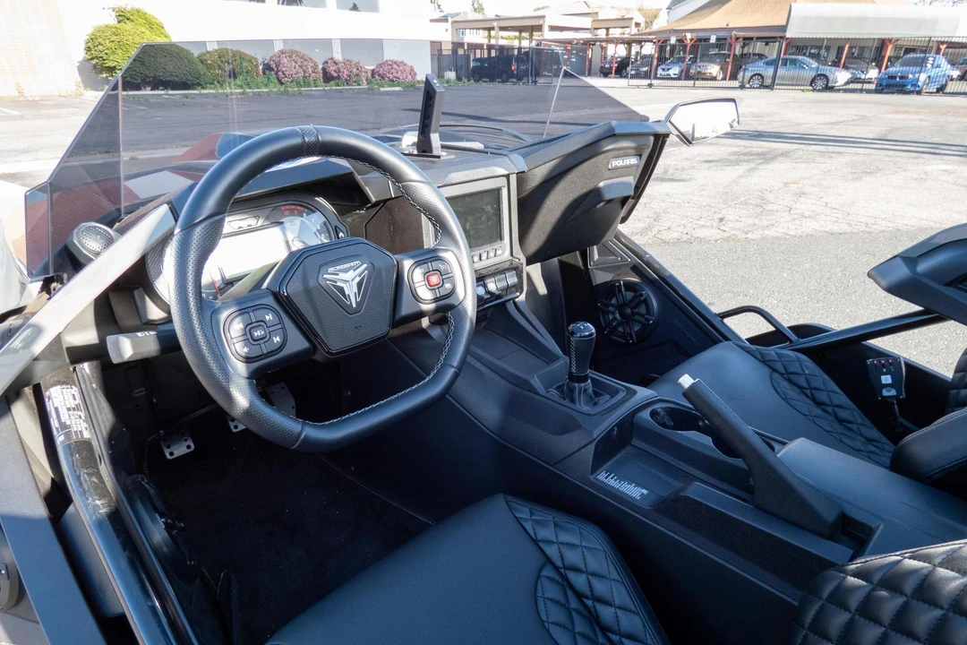 2022 Polaris Slingshot - Image 31 of 31