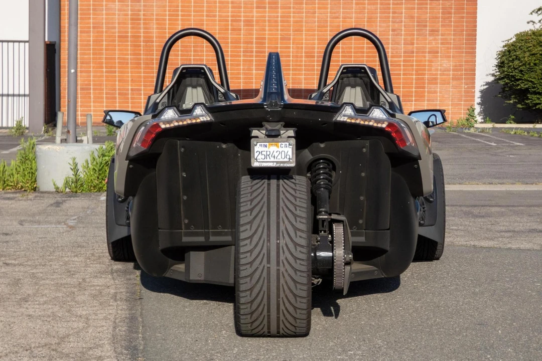 2022 Polaris Slingshot - Image 5 of 31