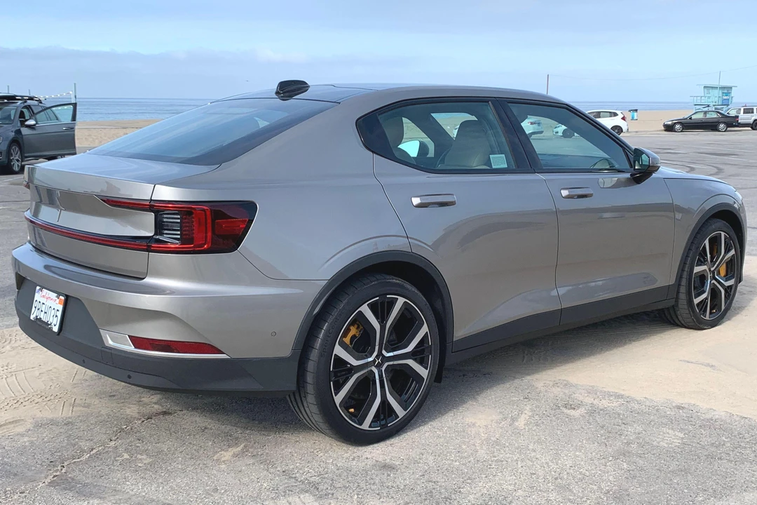 2022 Polestar 2 - Image 4 of 31