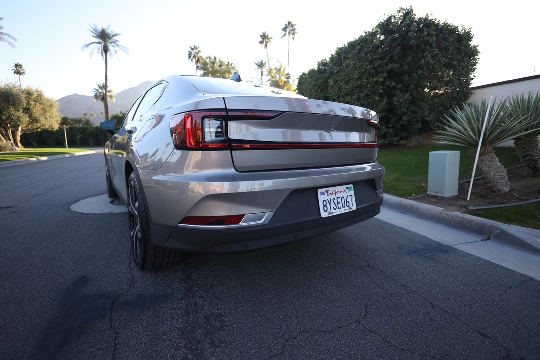 2022 Polestar 2 - Image 11 of 30