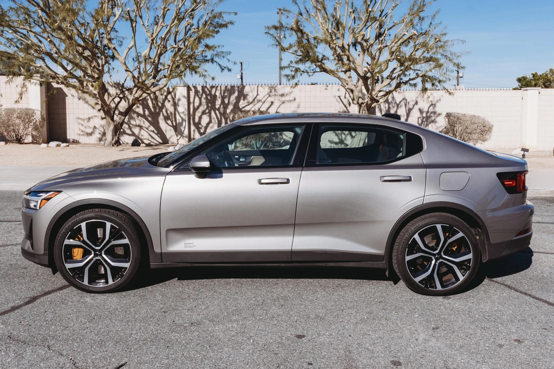 2022 Polestar 2 - Image 3 of 30