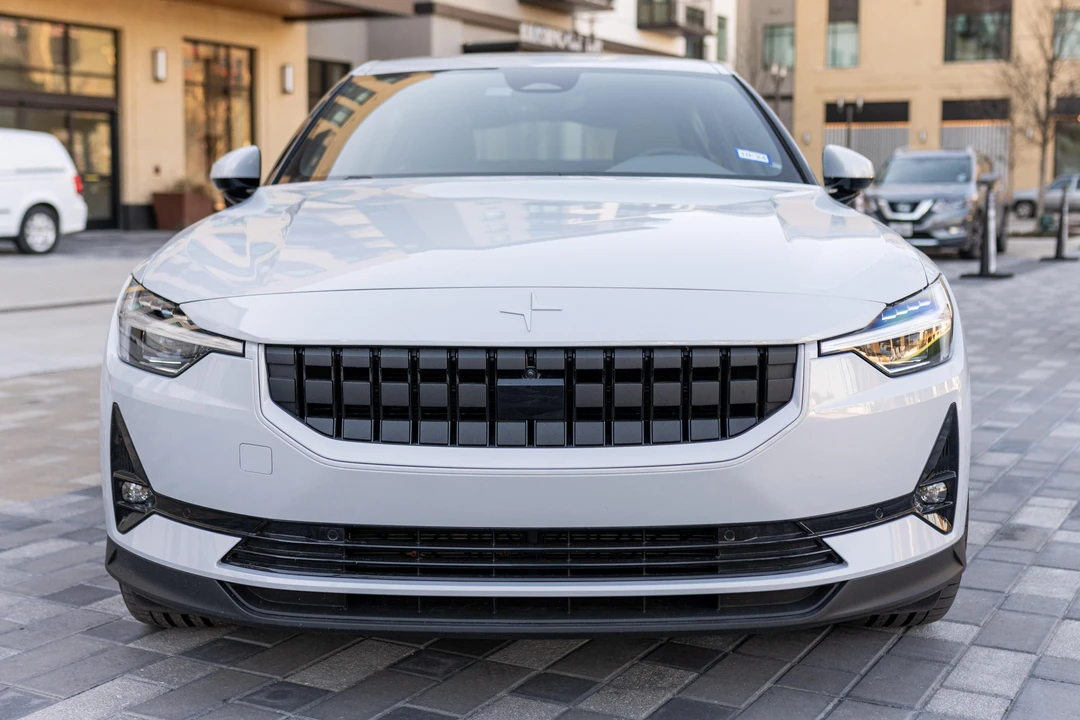 2022 Polestar 2 - Image 2 of 31
