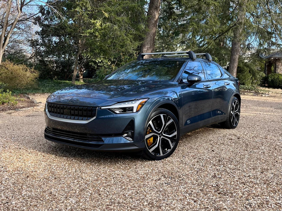 2022 Polestar 2 - Image 11 of 31