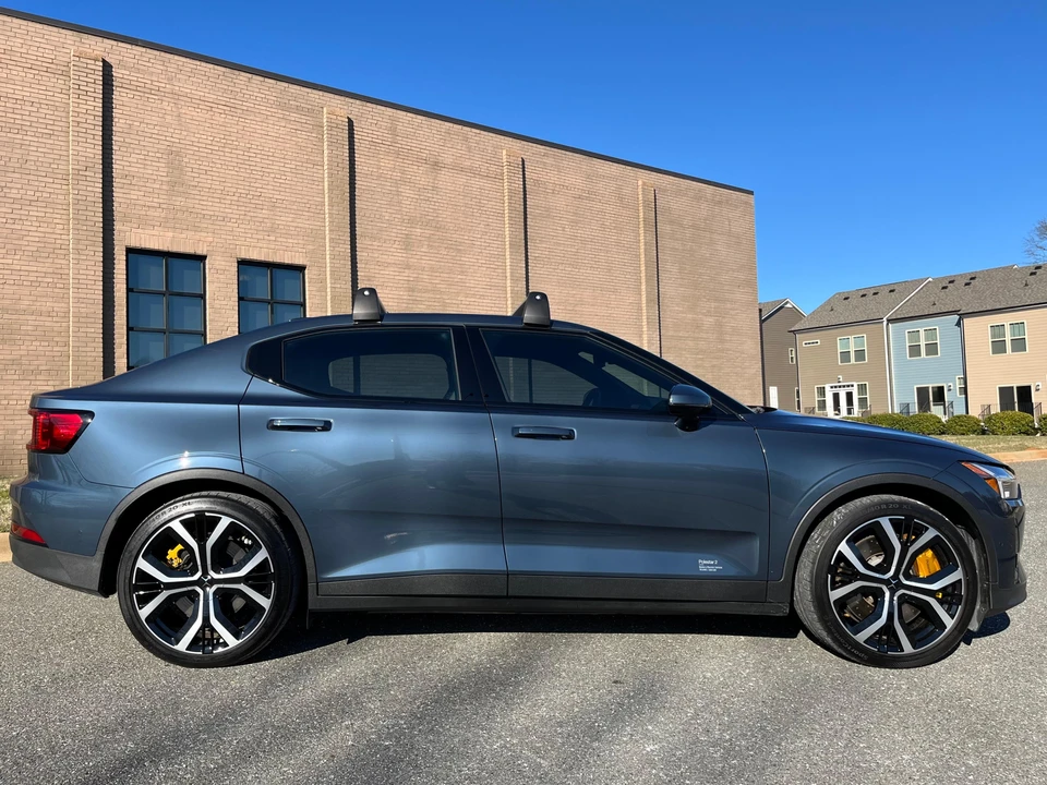 2022 Polestar 2 - Image 20 of 31