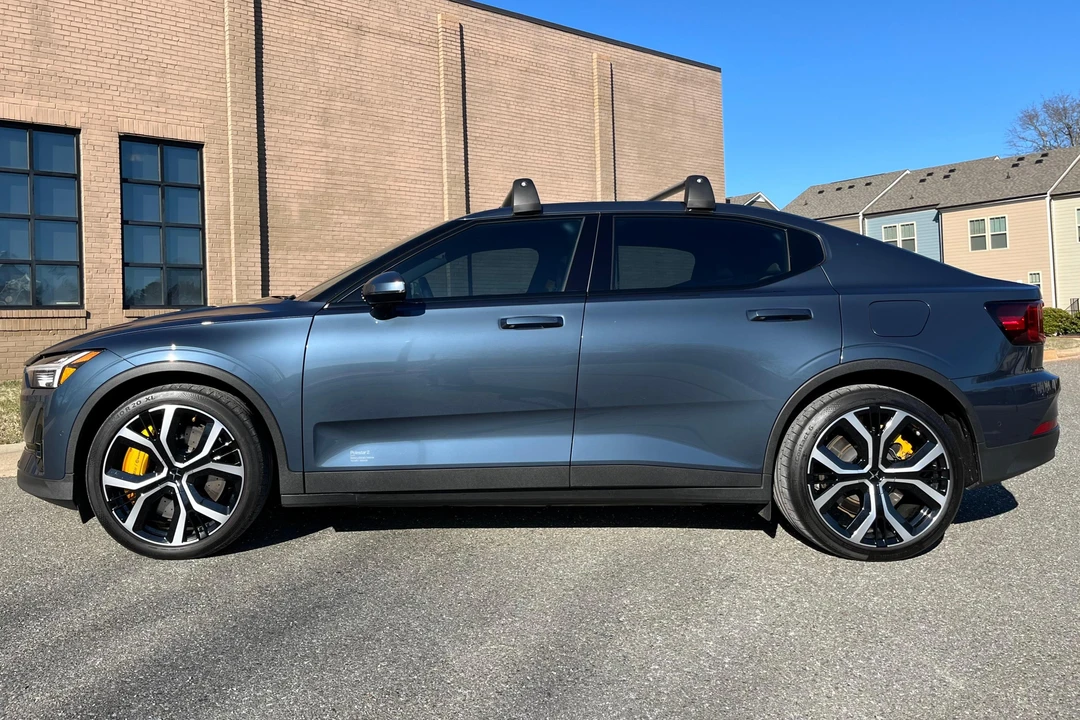 2022 Polestar 2 - Image 3 of 31