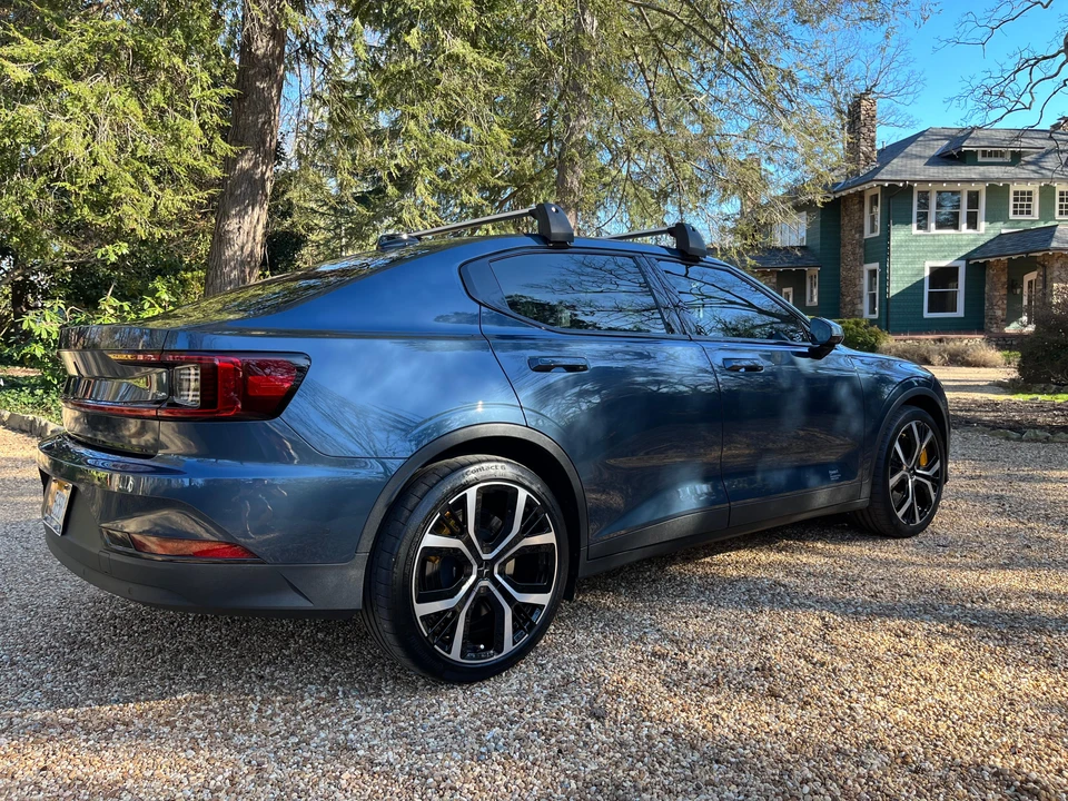 2022 Polestar 2 - Image 19 of 31