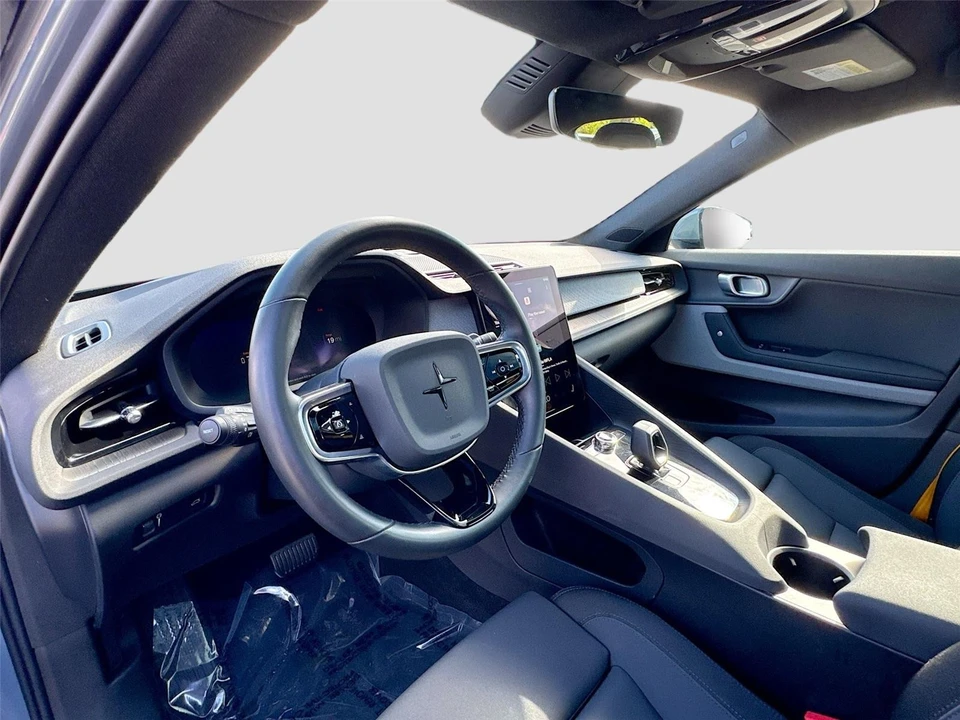 2022 Polestar 2 - Image 9 of 21