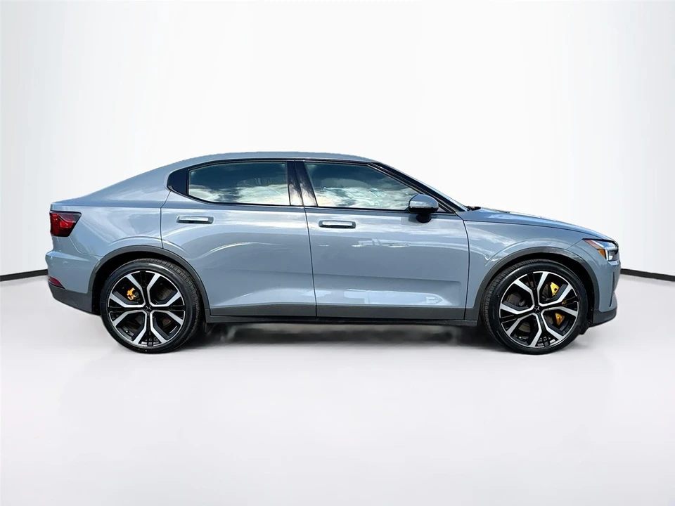 2022 Polestar 2 - Image 8 of 21