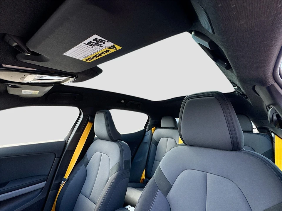 2022 Polestar 2 - Image 19 of 21
