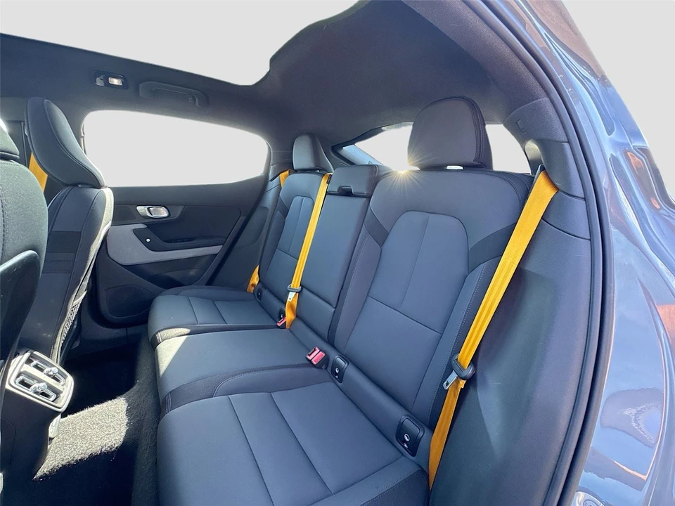 2022 Polestar 2 - Image 14 of 14