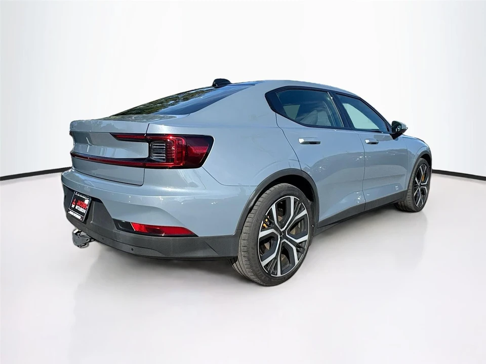 2022 Polestar 2 - Image 12 of 14